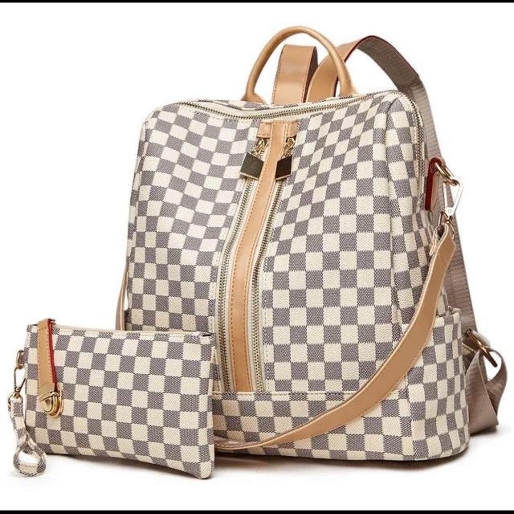 The Anistyn Checkered Backpack-White